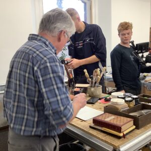 Gilding and Frame Finishing for Artists, 2 Day Intensive Workshop - Image 8