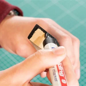 9633 Edding 9 Touch Up Marker Black - Image 2